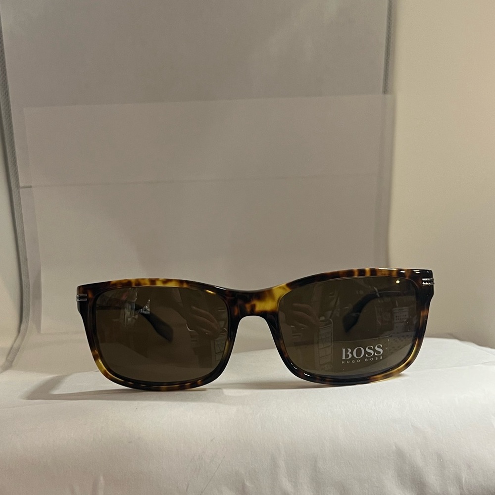 Hugo Boss polarized sunglasses